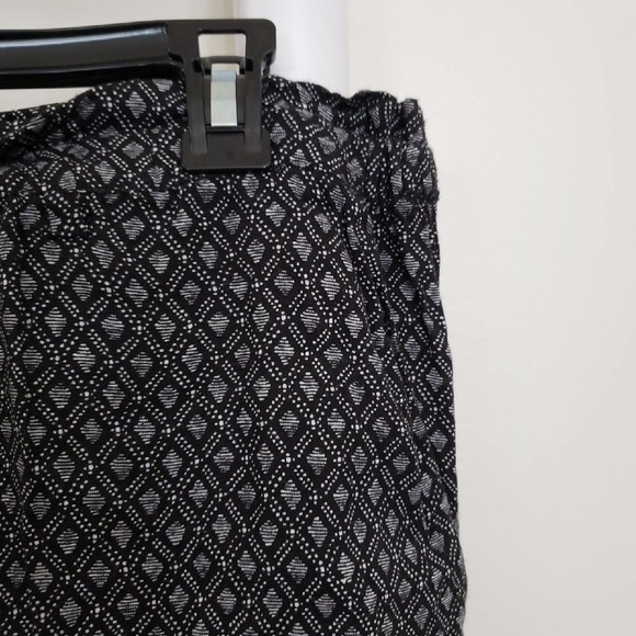 H&M Black and White Printed Pants Sz 10 - Picture 2 of 6